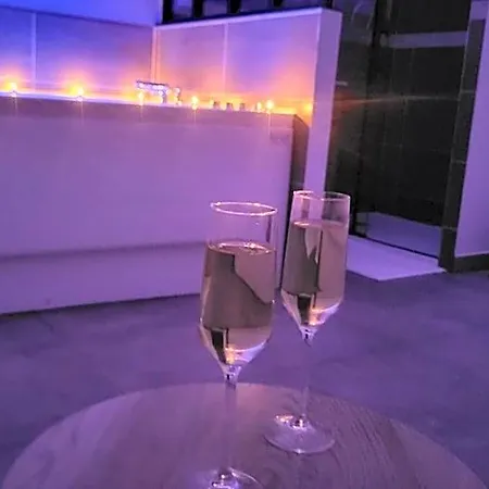 酒店 La Des Tentations , Avec Jacuzzi